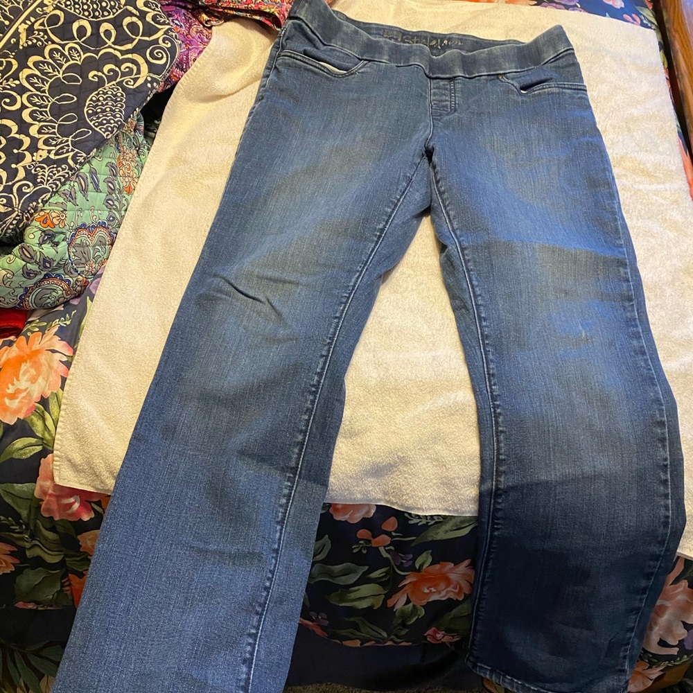 Lee stretchy jeans